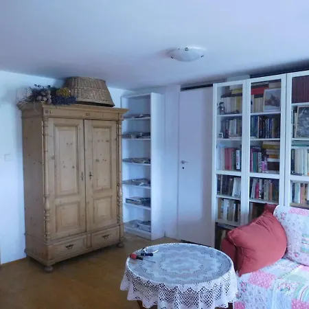 Apartman V Roubene Chalupe V Kuksu Feriehus *